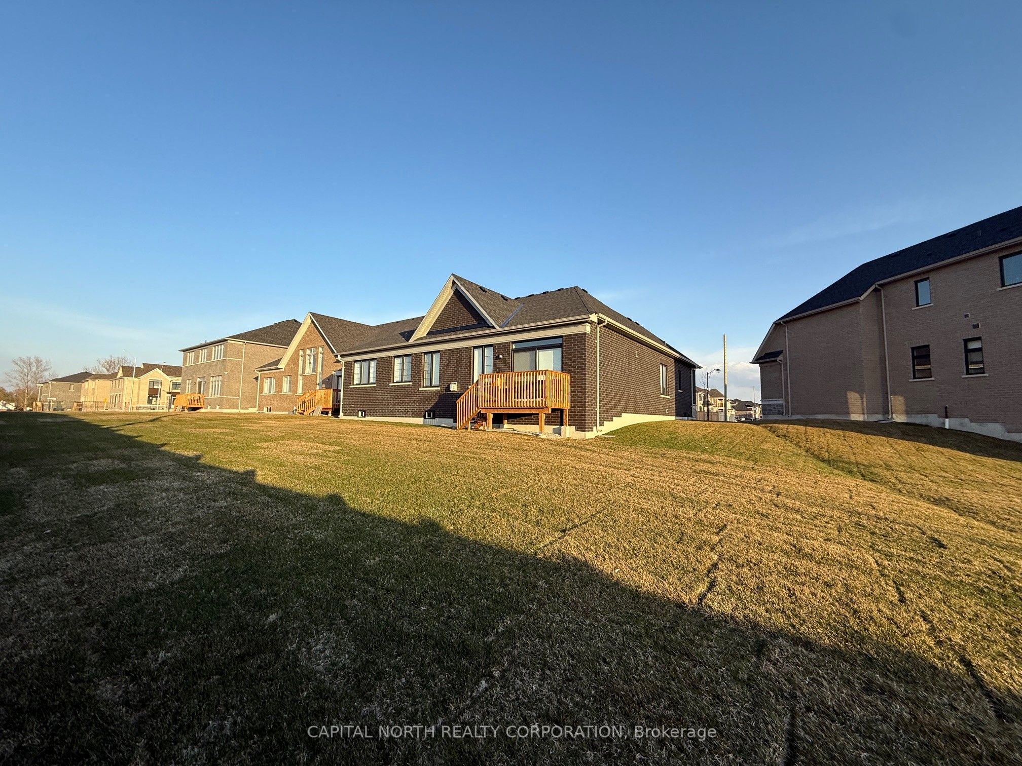 8 Bellflower Crescent Property Photo 25