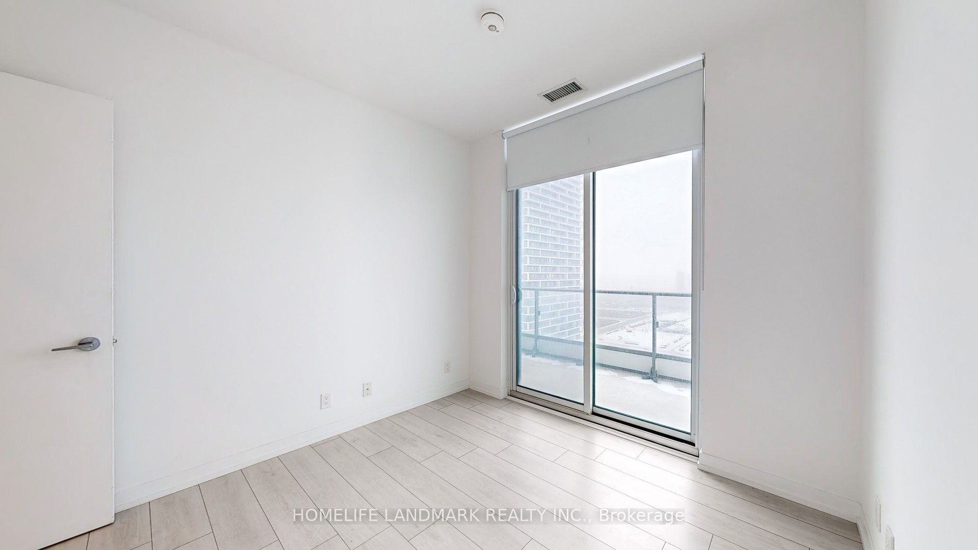 #3109 - 950 Portage Parkway Property Photo 21