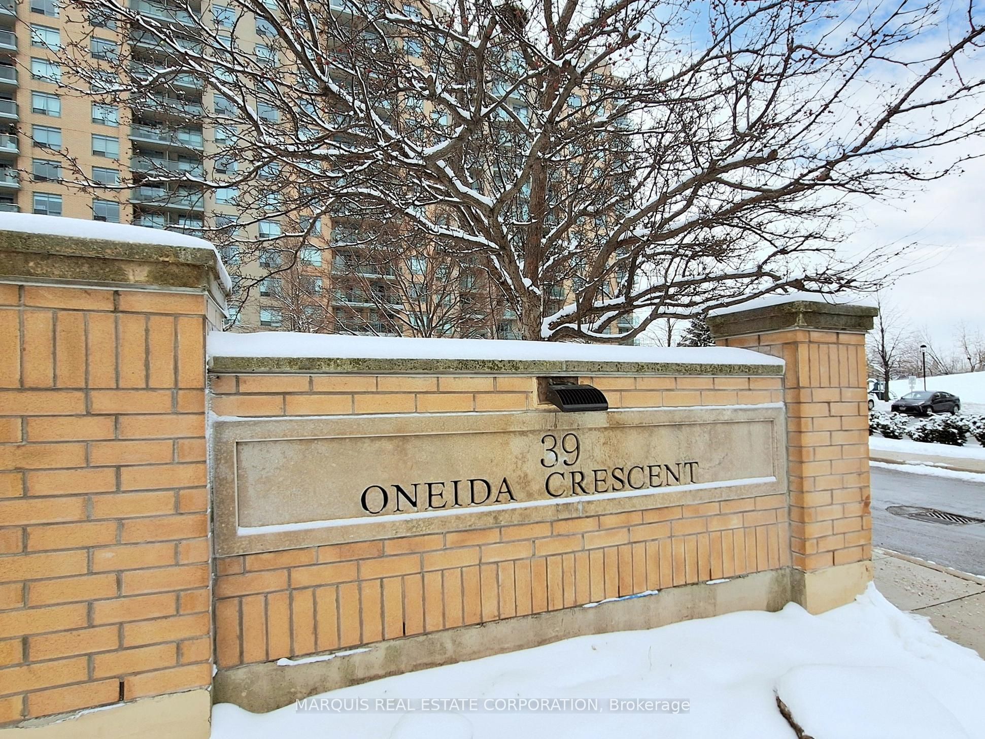 #908 - 39 Oneida Crescent Property Photo 2