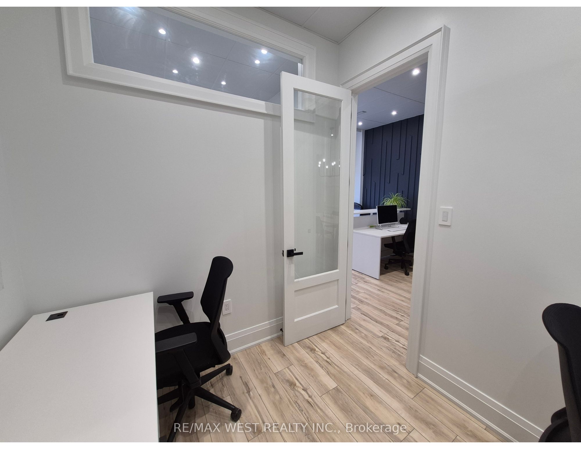#office1 - 269 Kleinburg Summit Way Property Photo 10