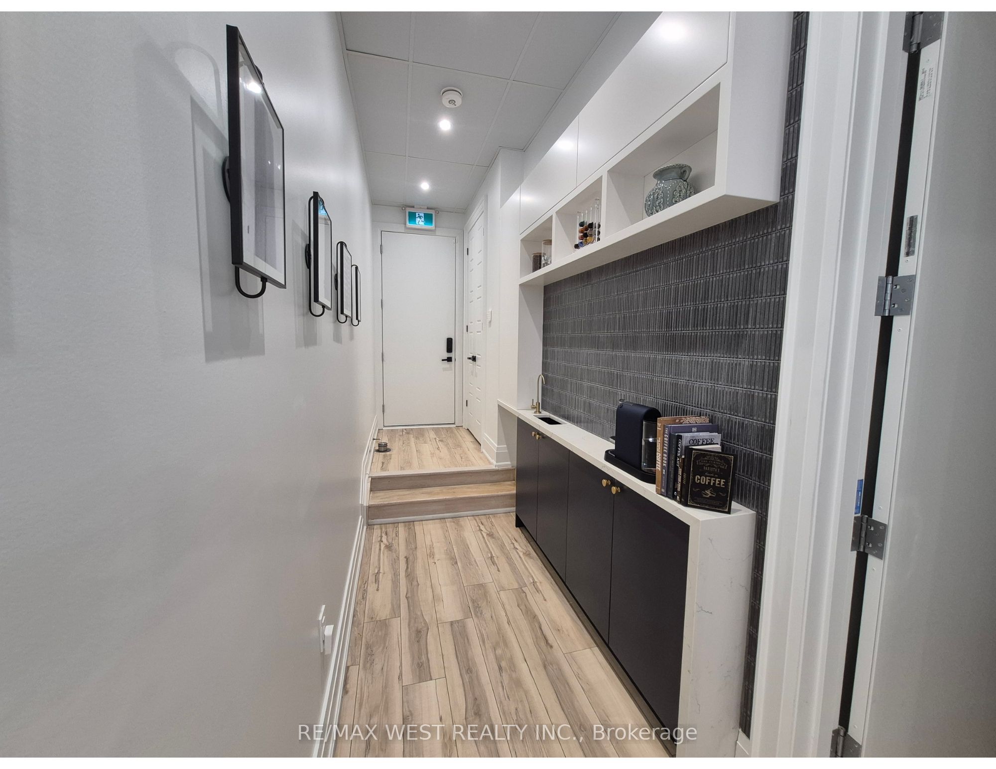 #office1 - 269 Kleinburg Summit Way Property Photo 15
