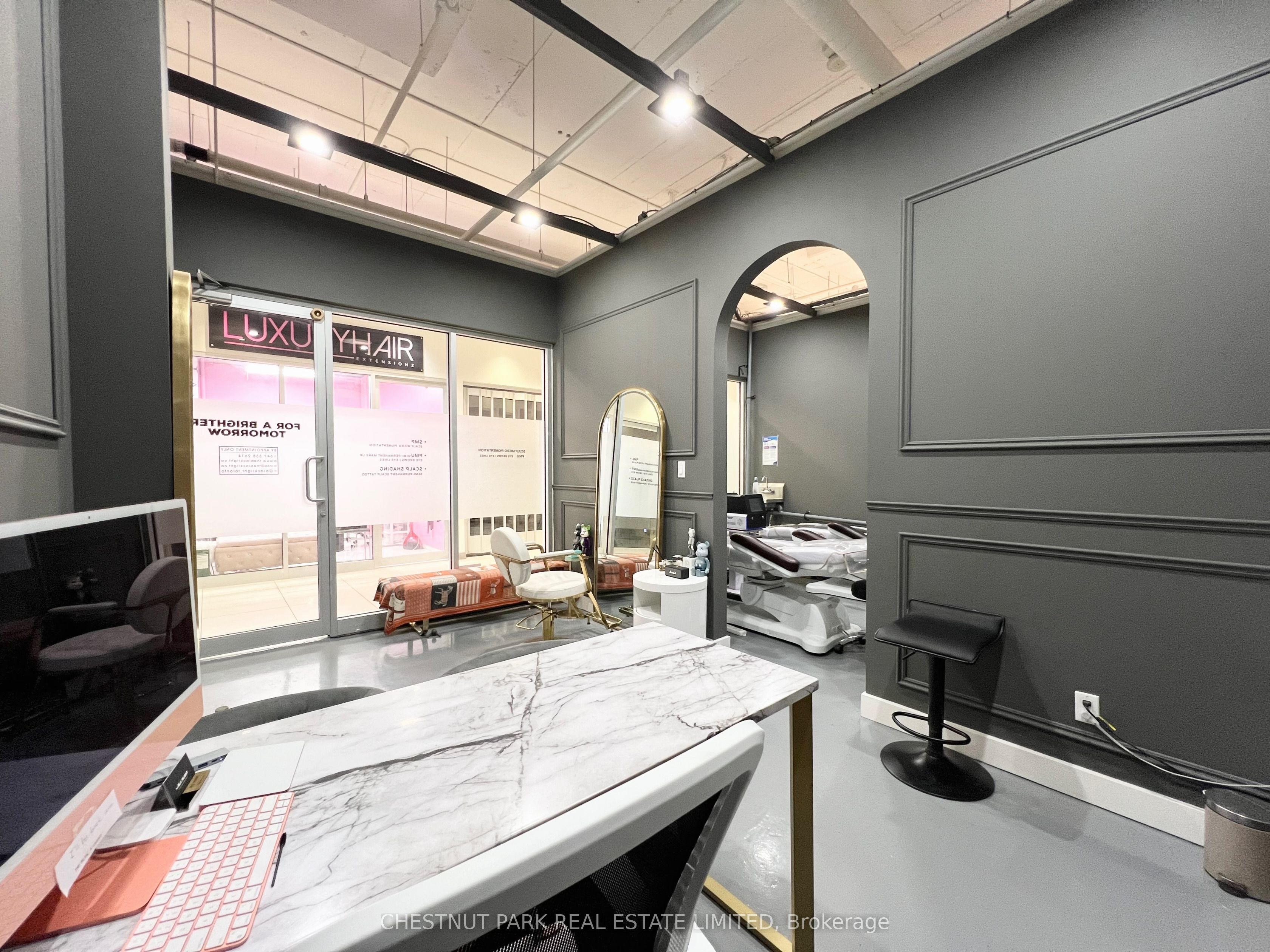 #207 - 7181 Yonge Street Property Photo 8
