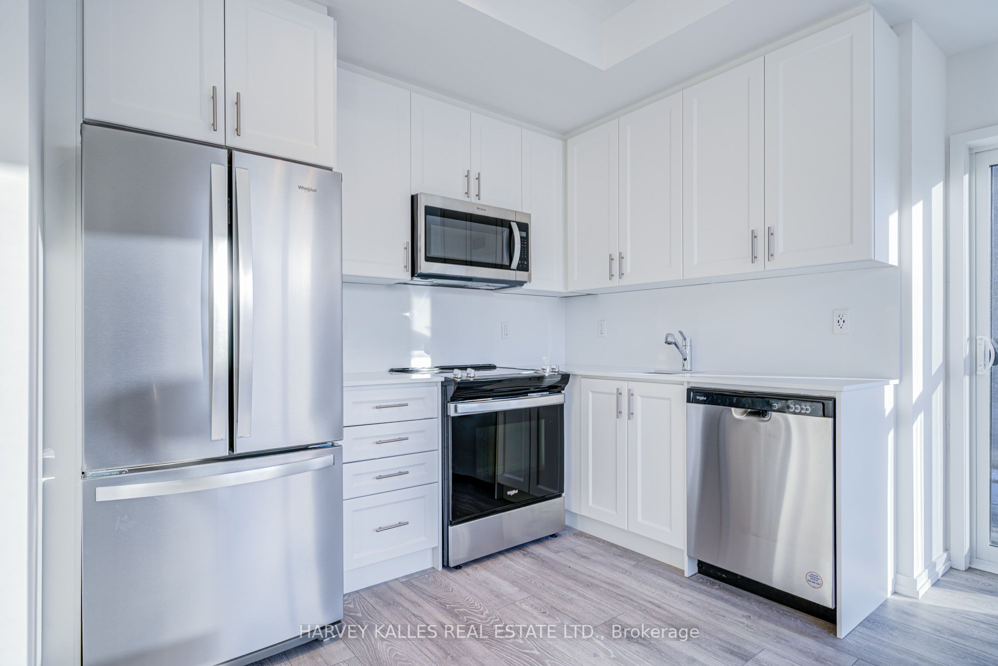 #2 - 11 Lytham Green Circle Property Photo 12