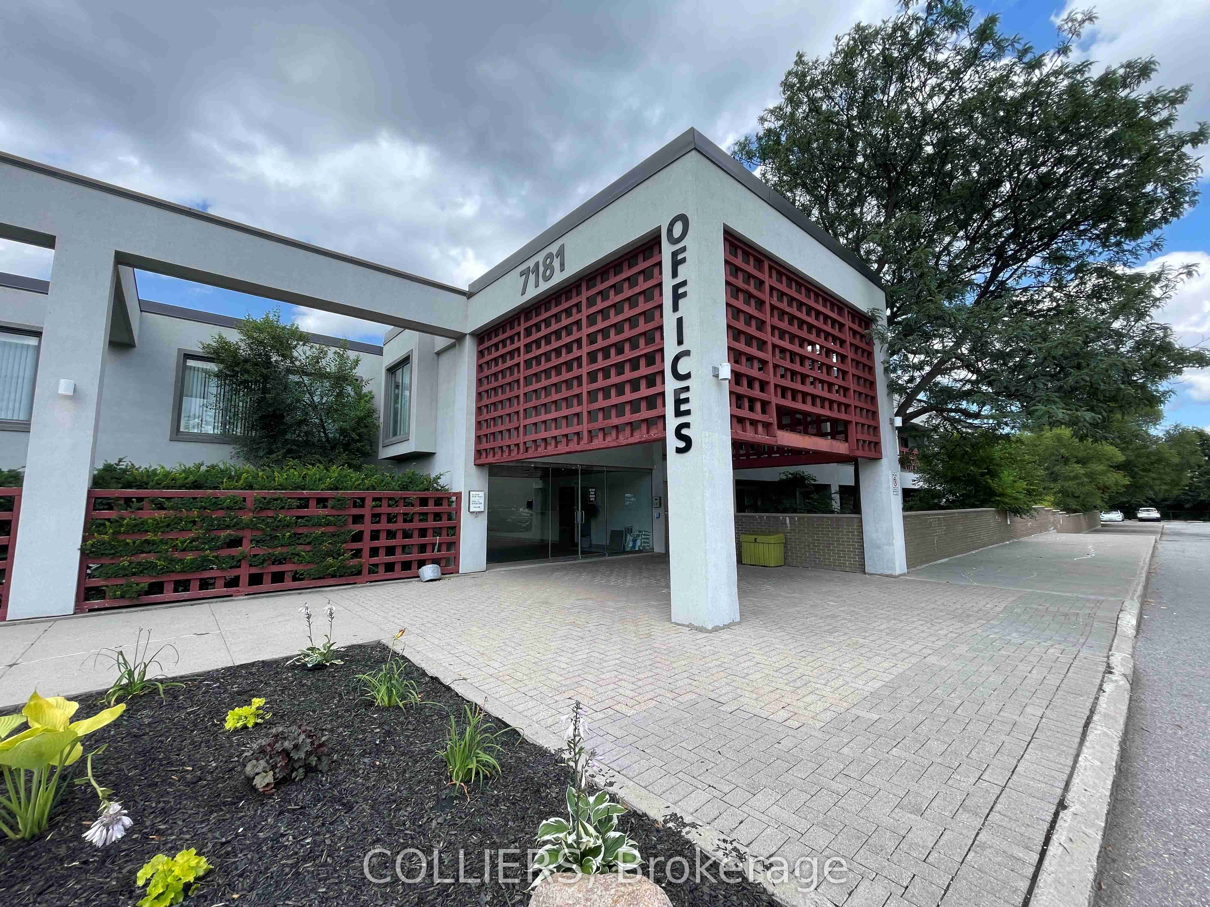 #230 - 7181 Woodbine Avenue Property Photo 1