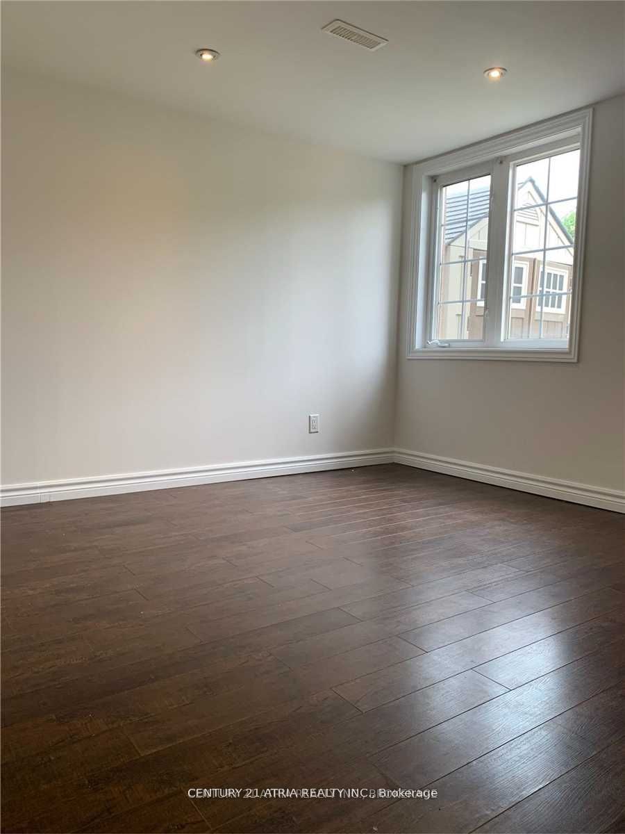 305 Via Romano Boulevard Bsmt Property Photo 3