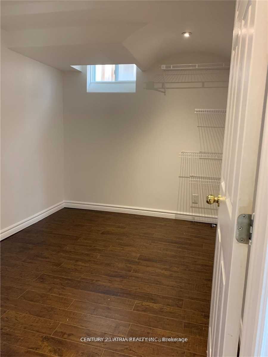305 Via Romano Boulevard Bsmt Property Photo 5