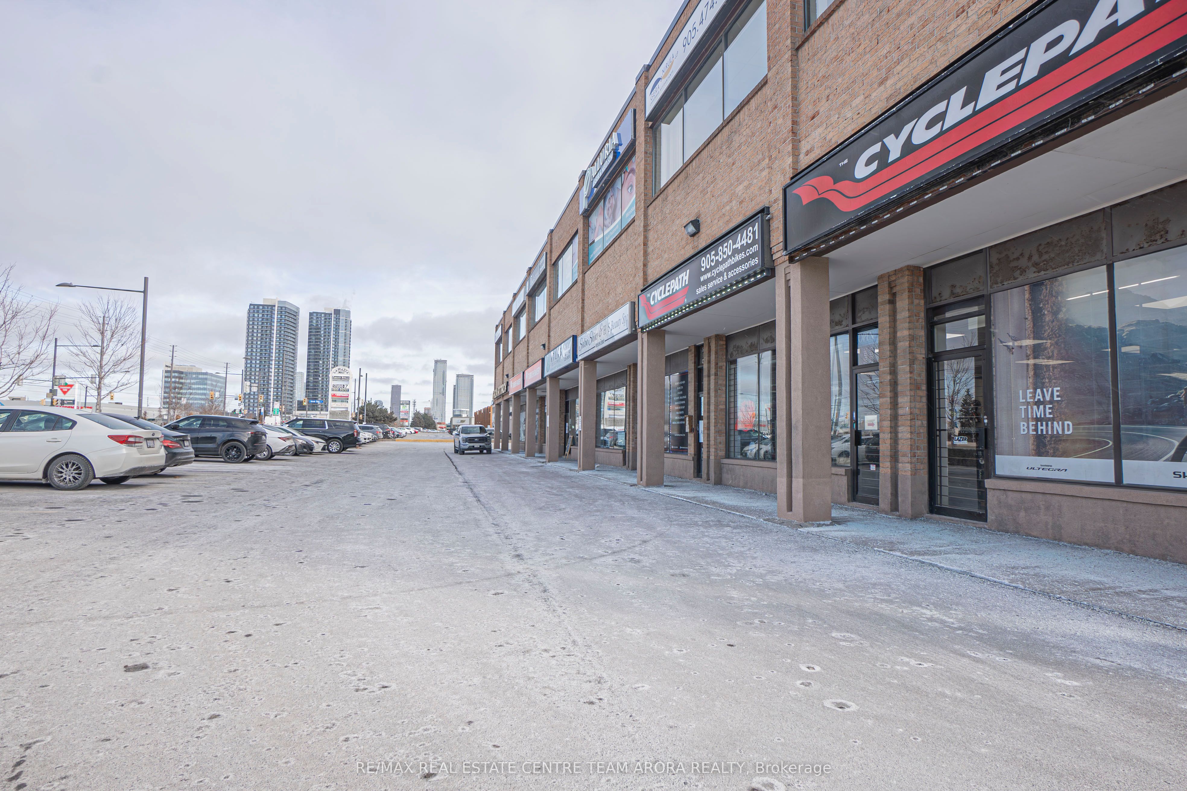 #204 - 90 Winges Road Property Photo 3
