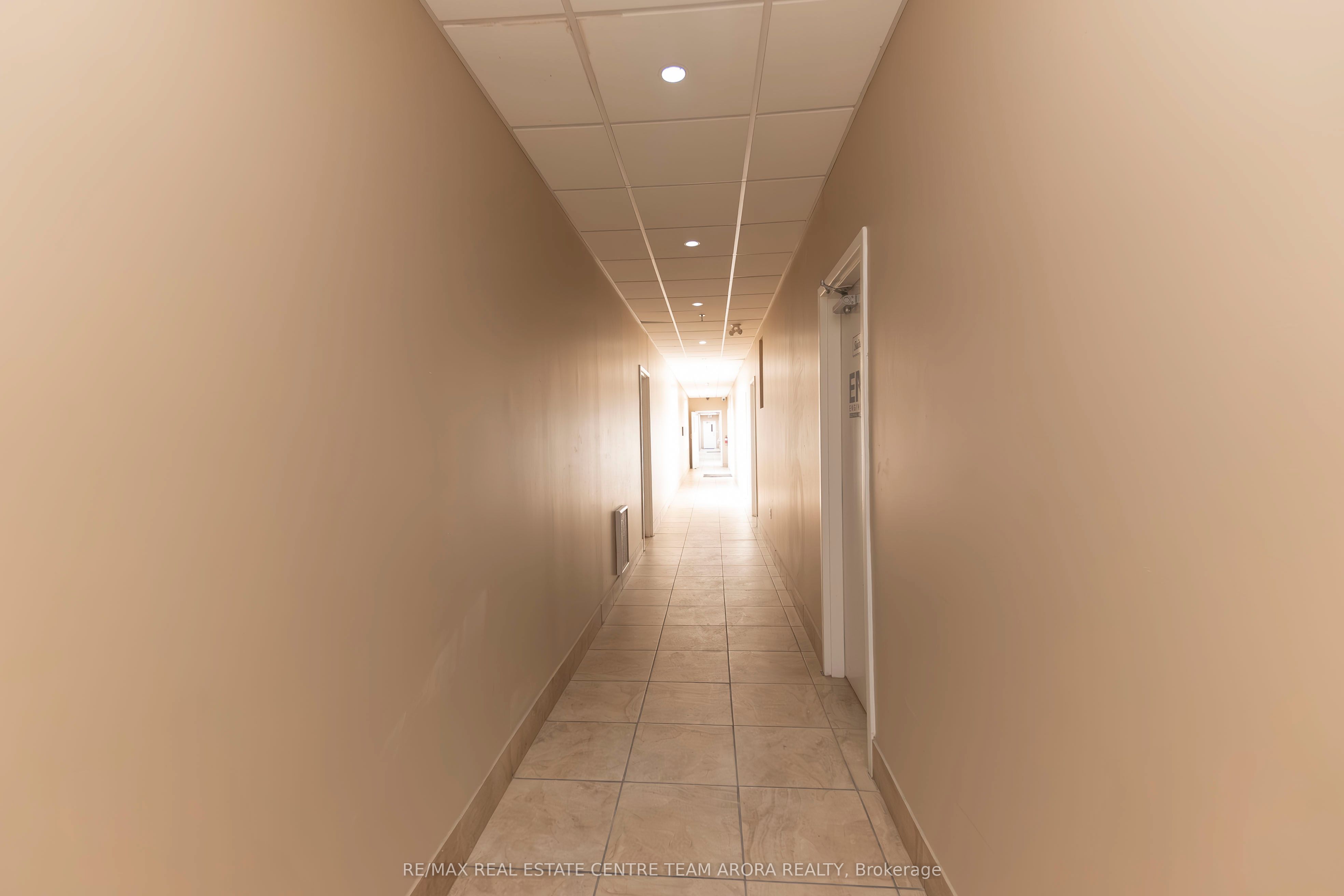 #204 - 90 Winges Road Property Photo 4