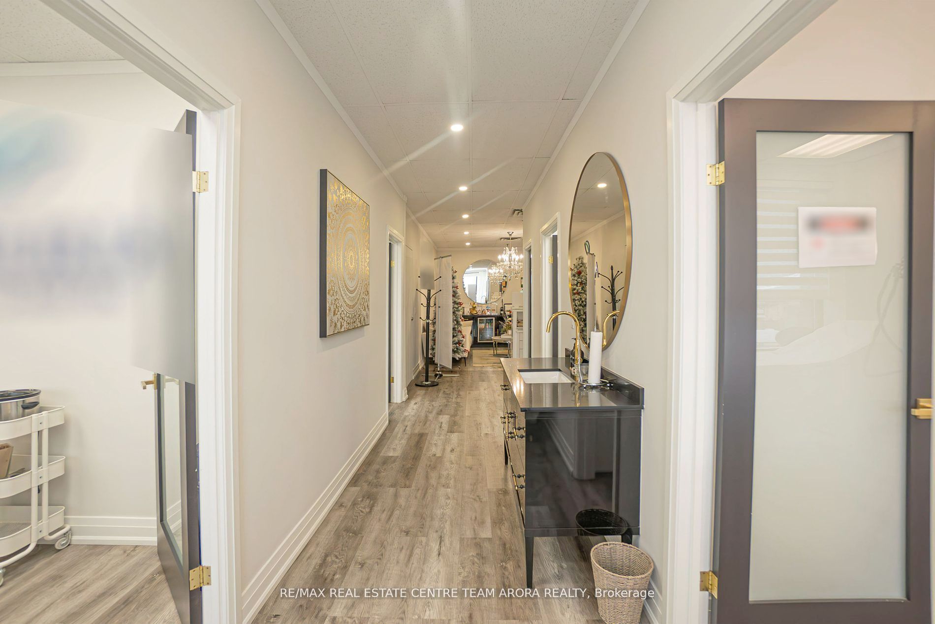 #203 A&b - 90 Winges Road Property Photo 5