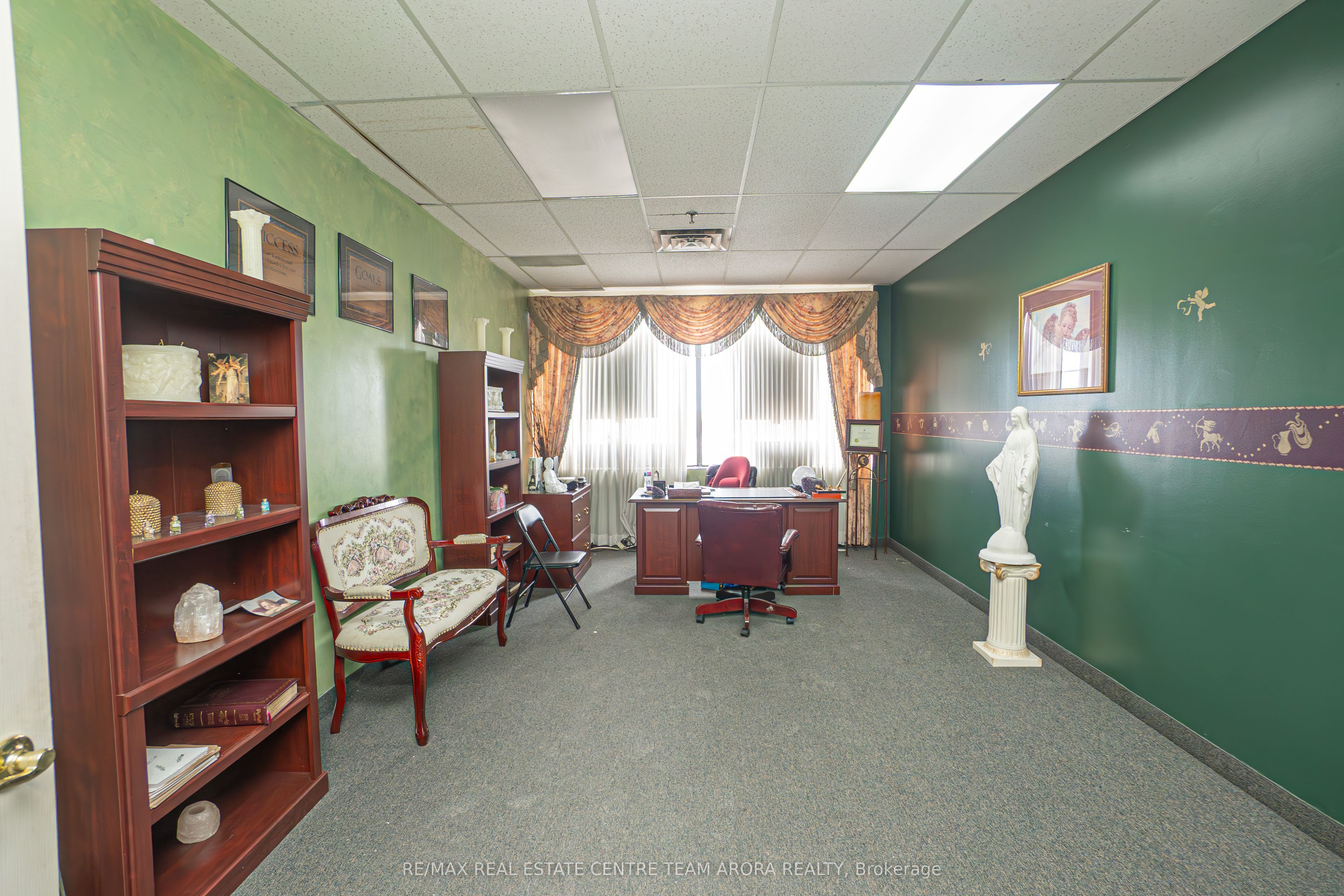 #203 A&b - 90 Winges Road Property Photo 11