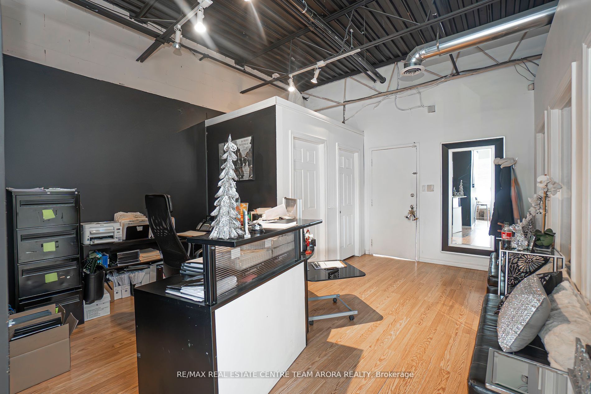 #205 - 90 Winges Road Property Photo 7