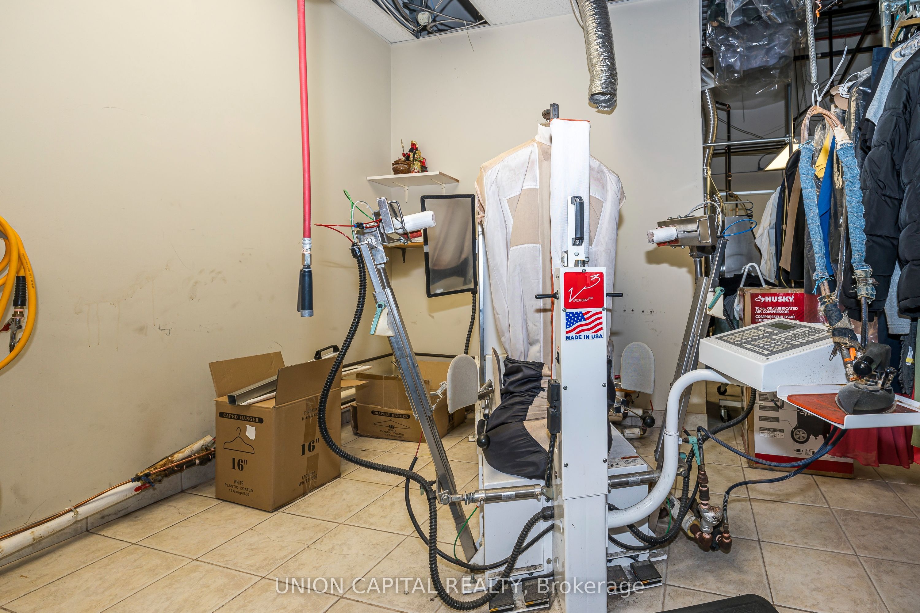 #5 - 6899 14th Avenue Property Photo 11
