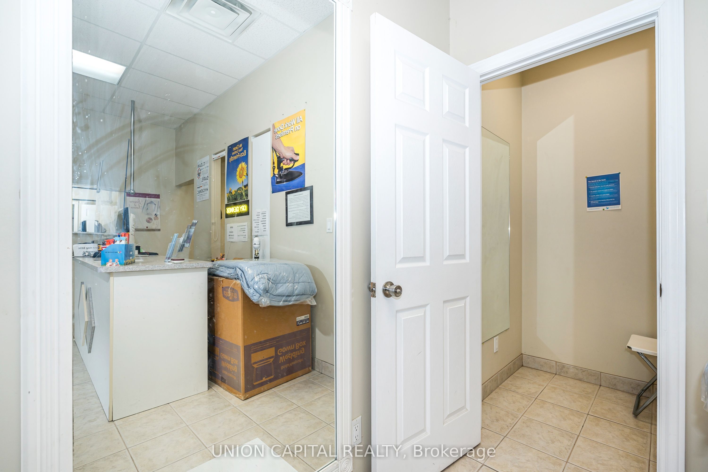 #5 - 6899 14th Avenue Property Photo 28