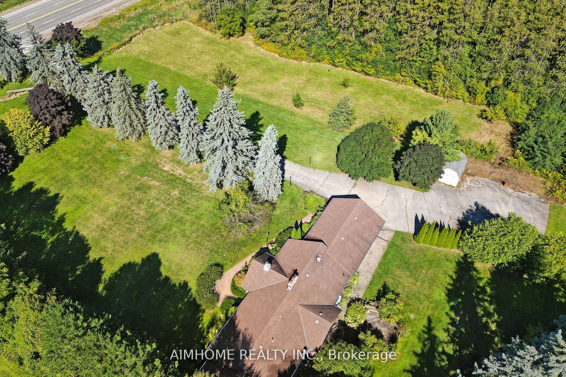 12301 Keele Street Property Photo 4