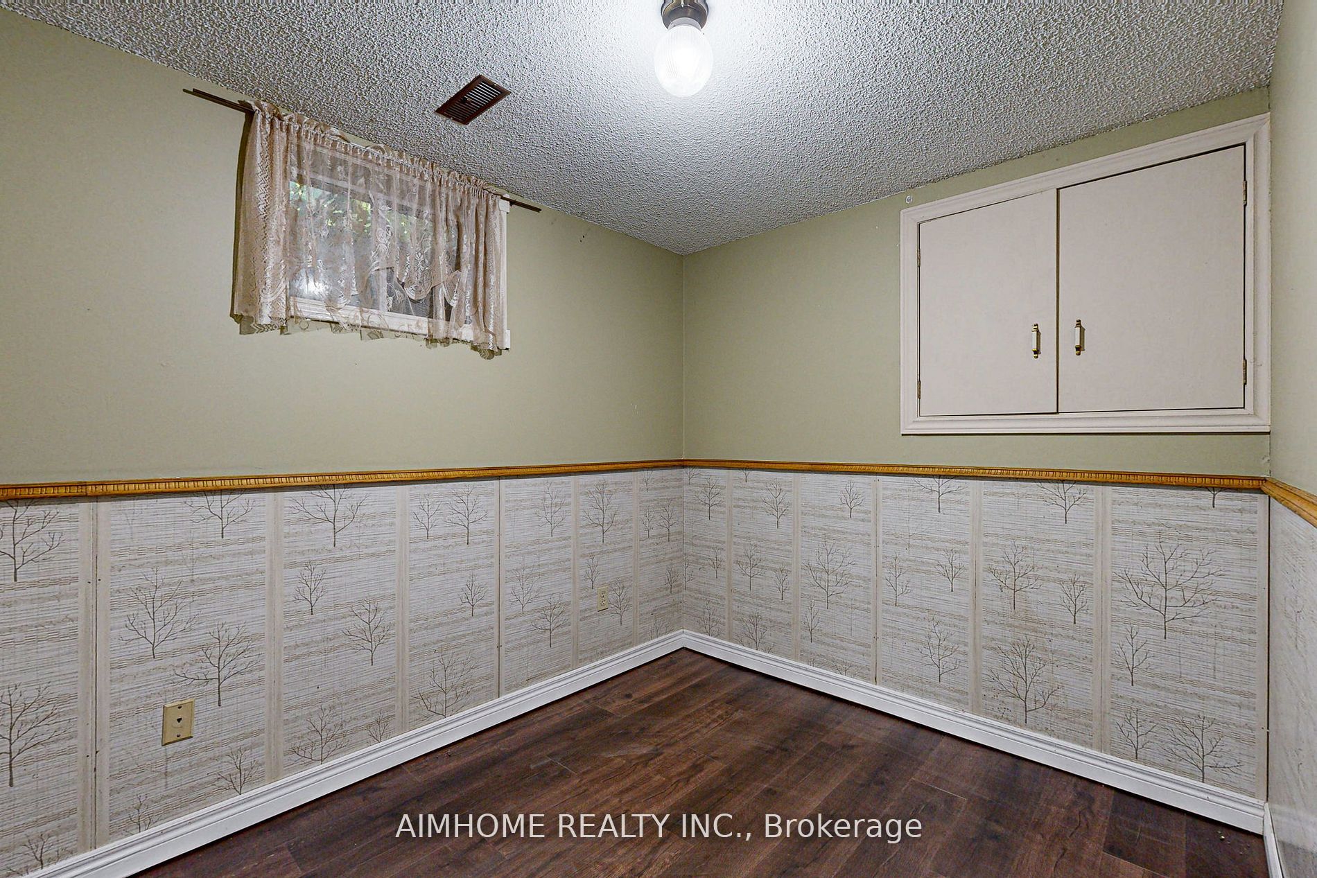 12301 Keele Street Property Photo 20