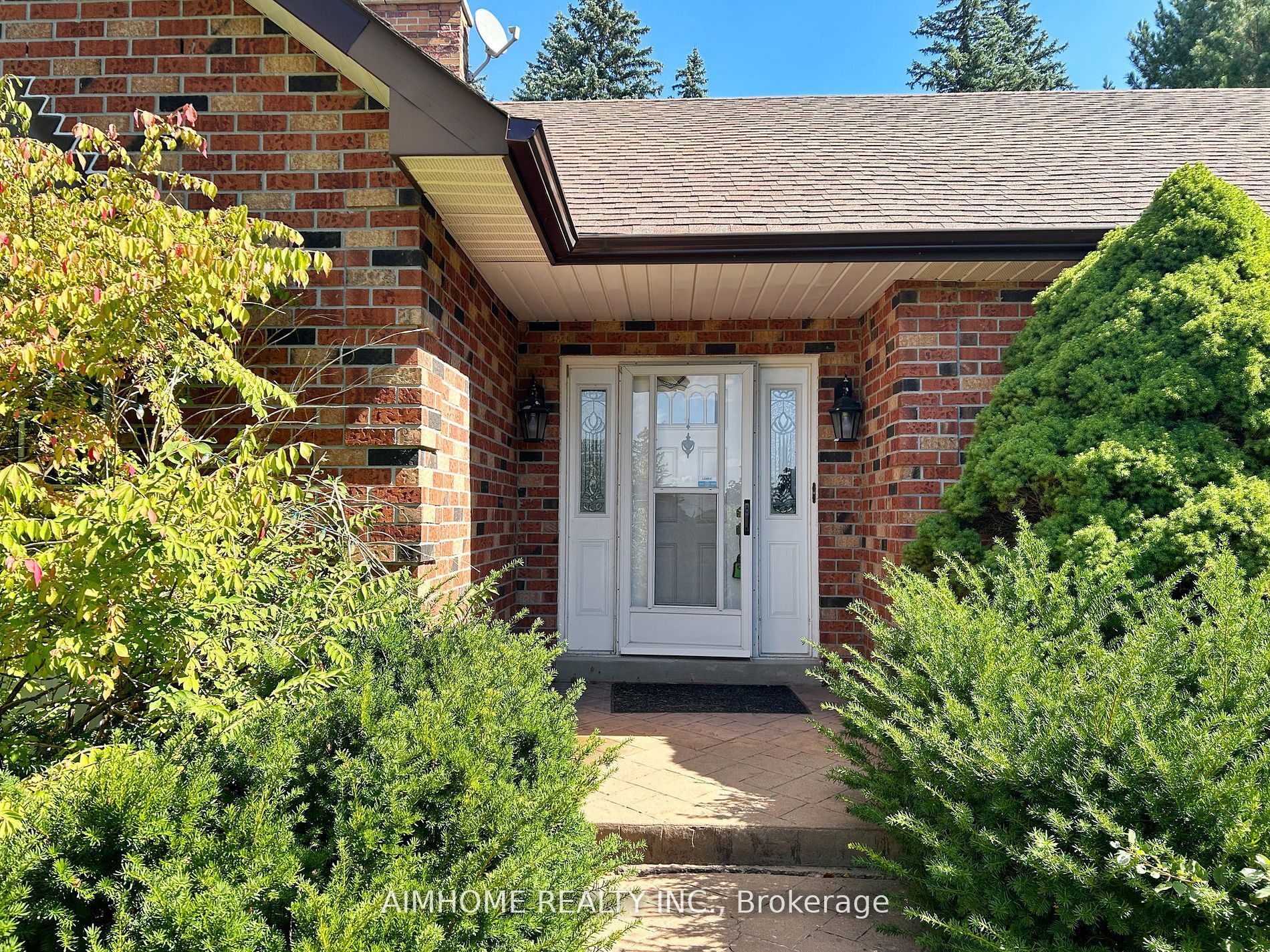 12301 Keele Street Property Photo 22