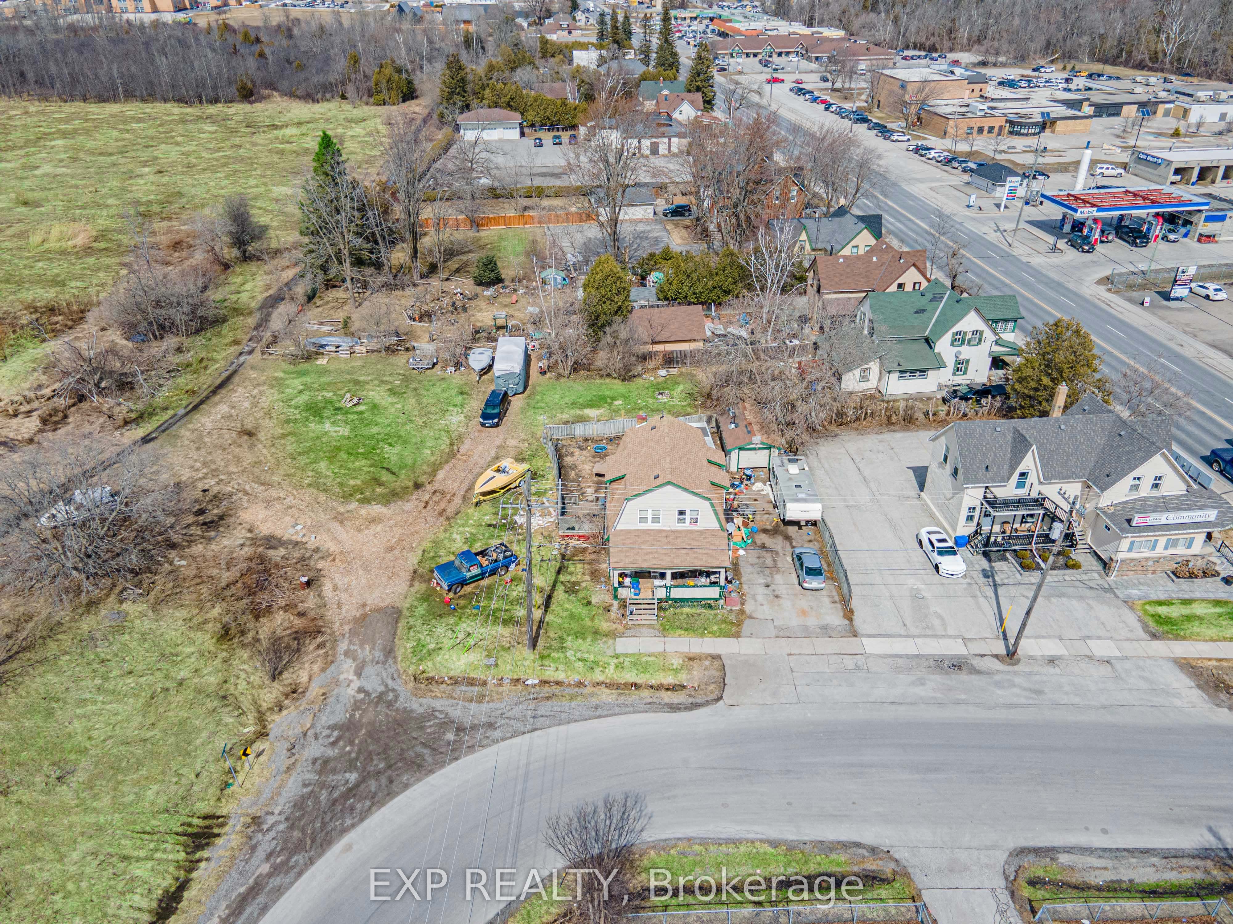 173&77 High Street Property Photo 11