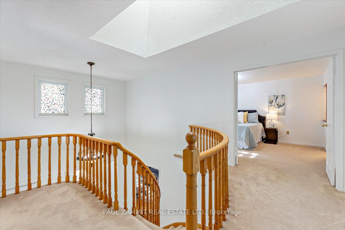 16 Parklawn Crescent Property Photo 18