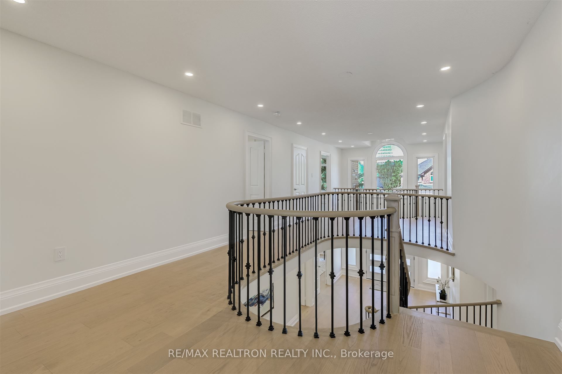 622 Lyman Boulevard Property Photo 18