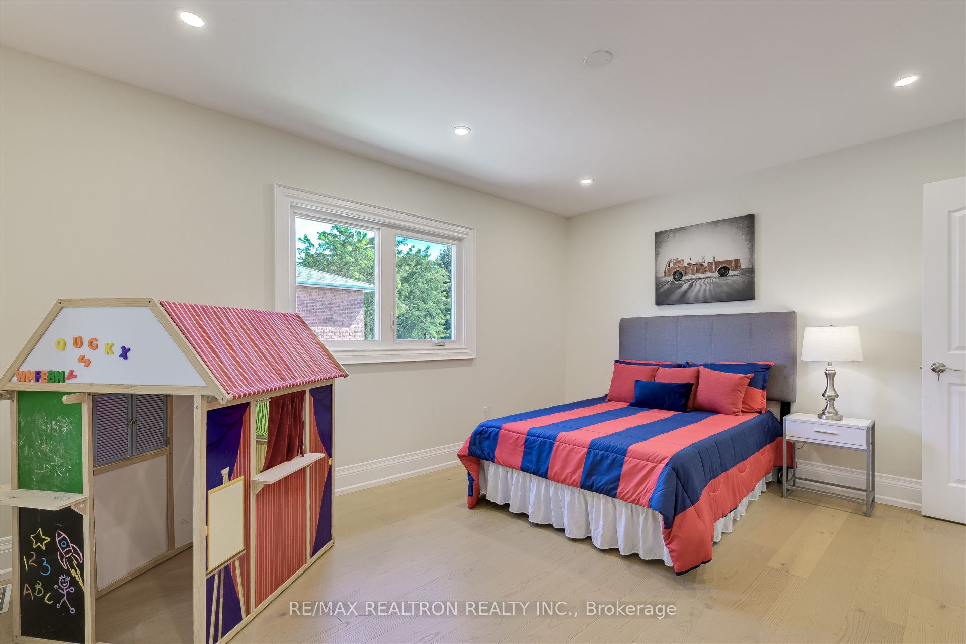 622 Lyman Boulevard Property Photo 24
