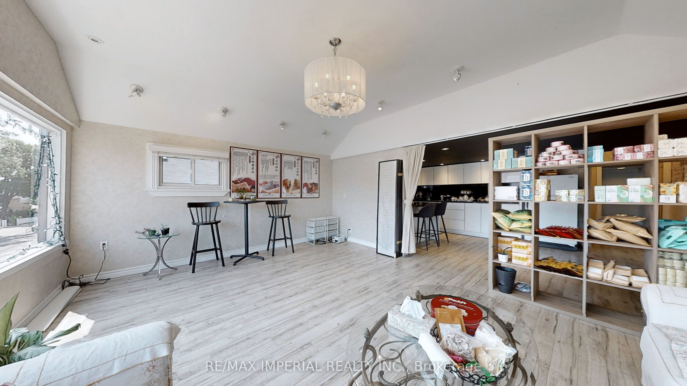 #2nd Flr - 156 Main (unionville) Street Property Photo 3
