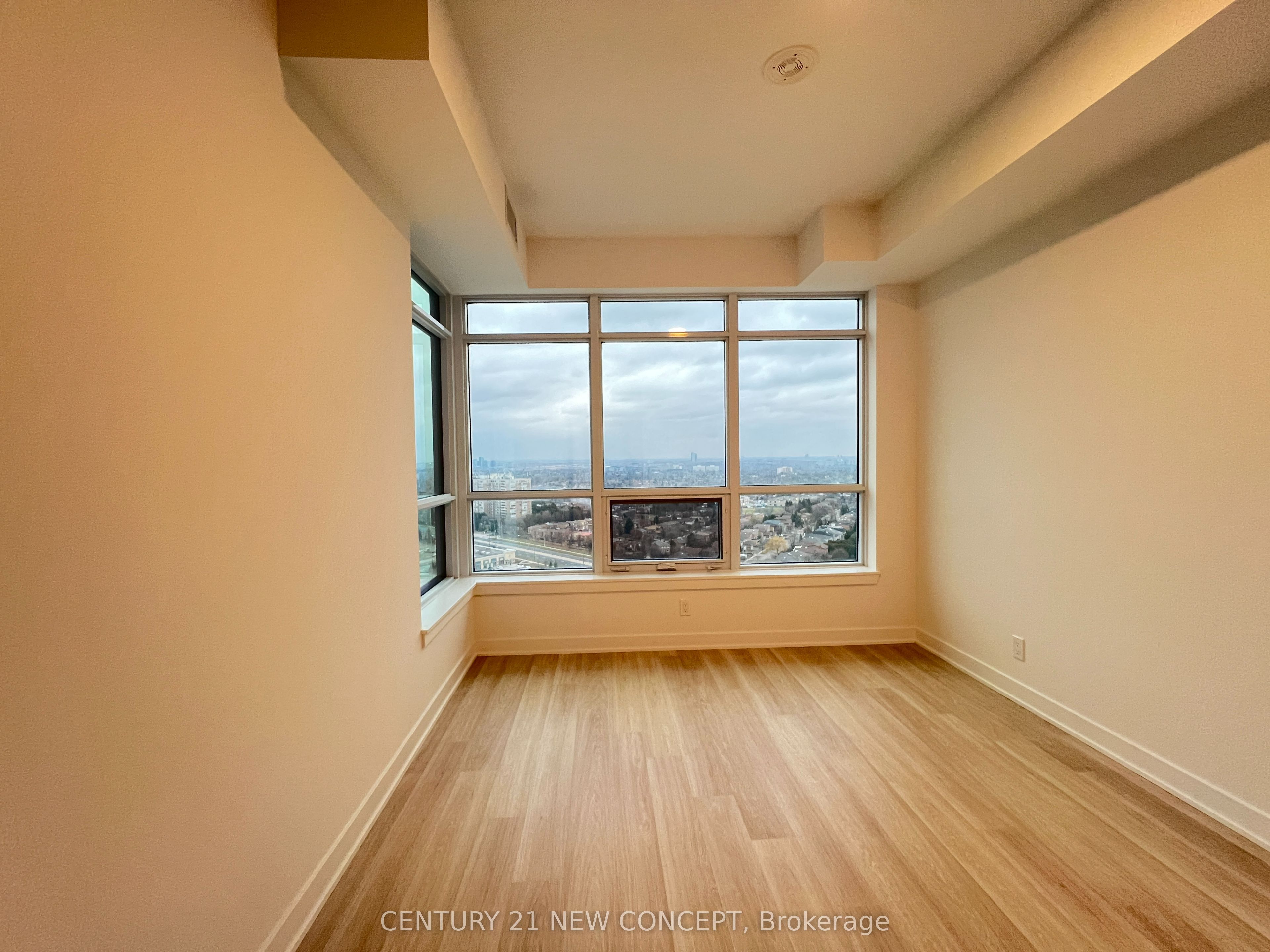 #2310 - 50 Upper Mall Way Property Photo 1