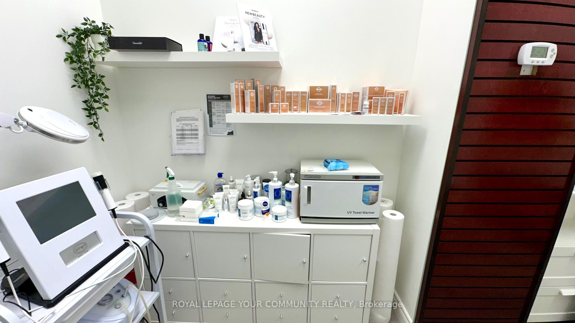 #4 - 17335 Yonge Street Property Photo 22