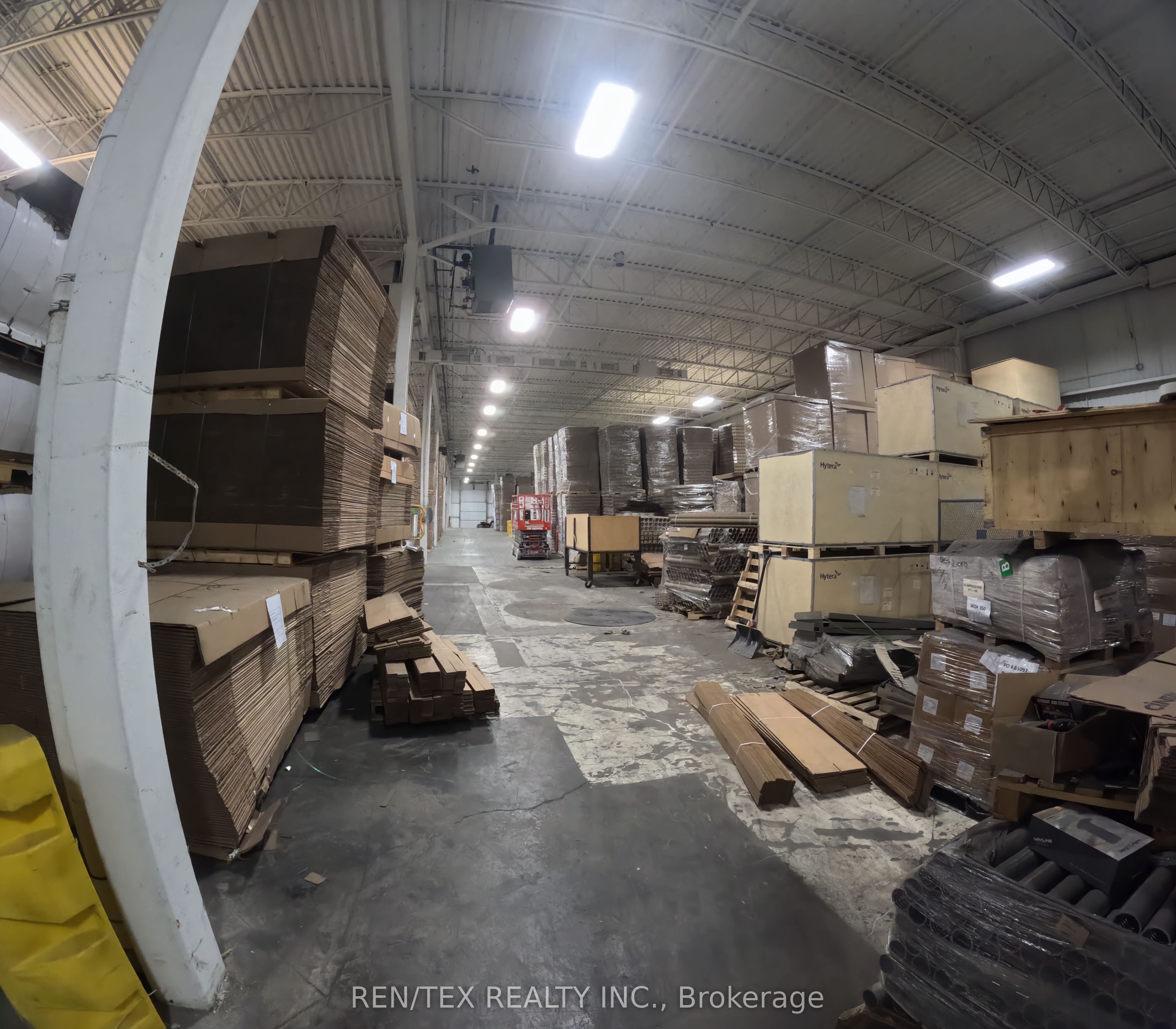 #4 - 402 Mulock Drive Property Photo 4