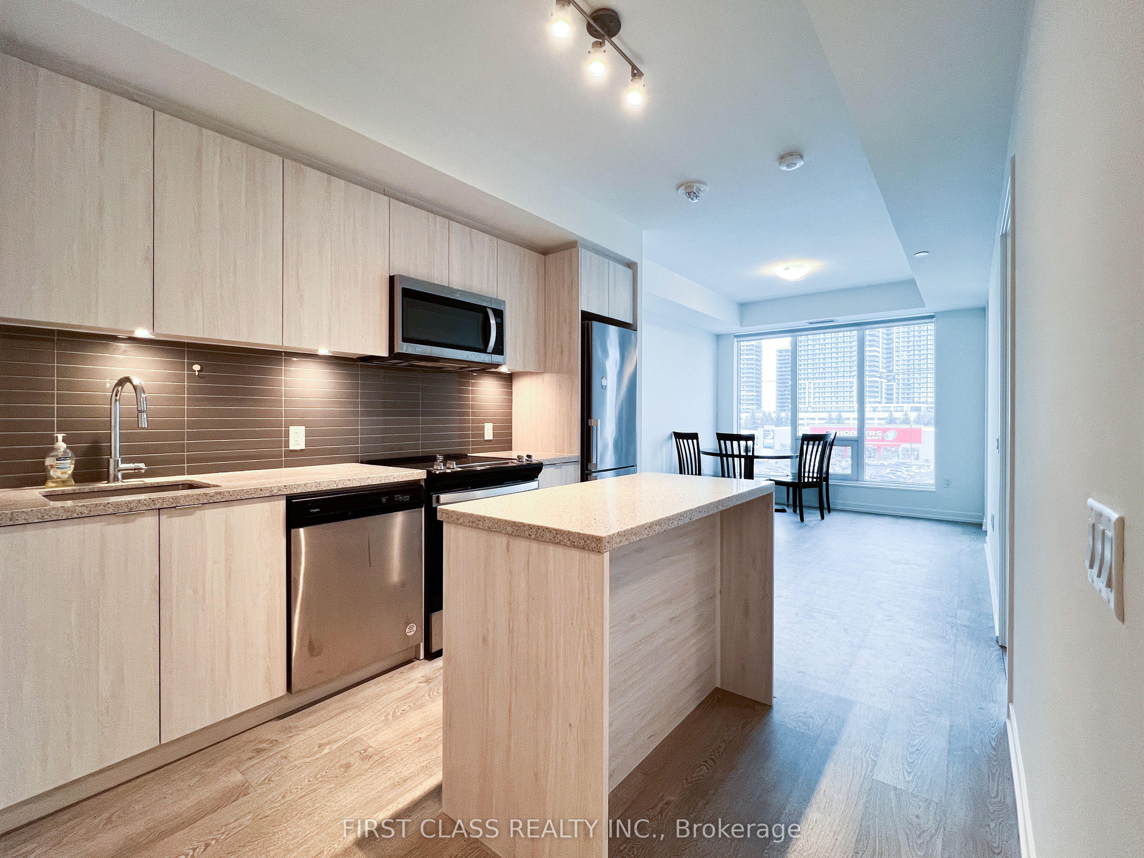#318 - 8868 Yonge Street Property Photo 1