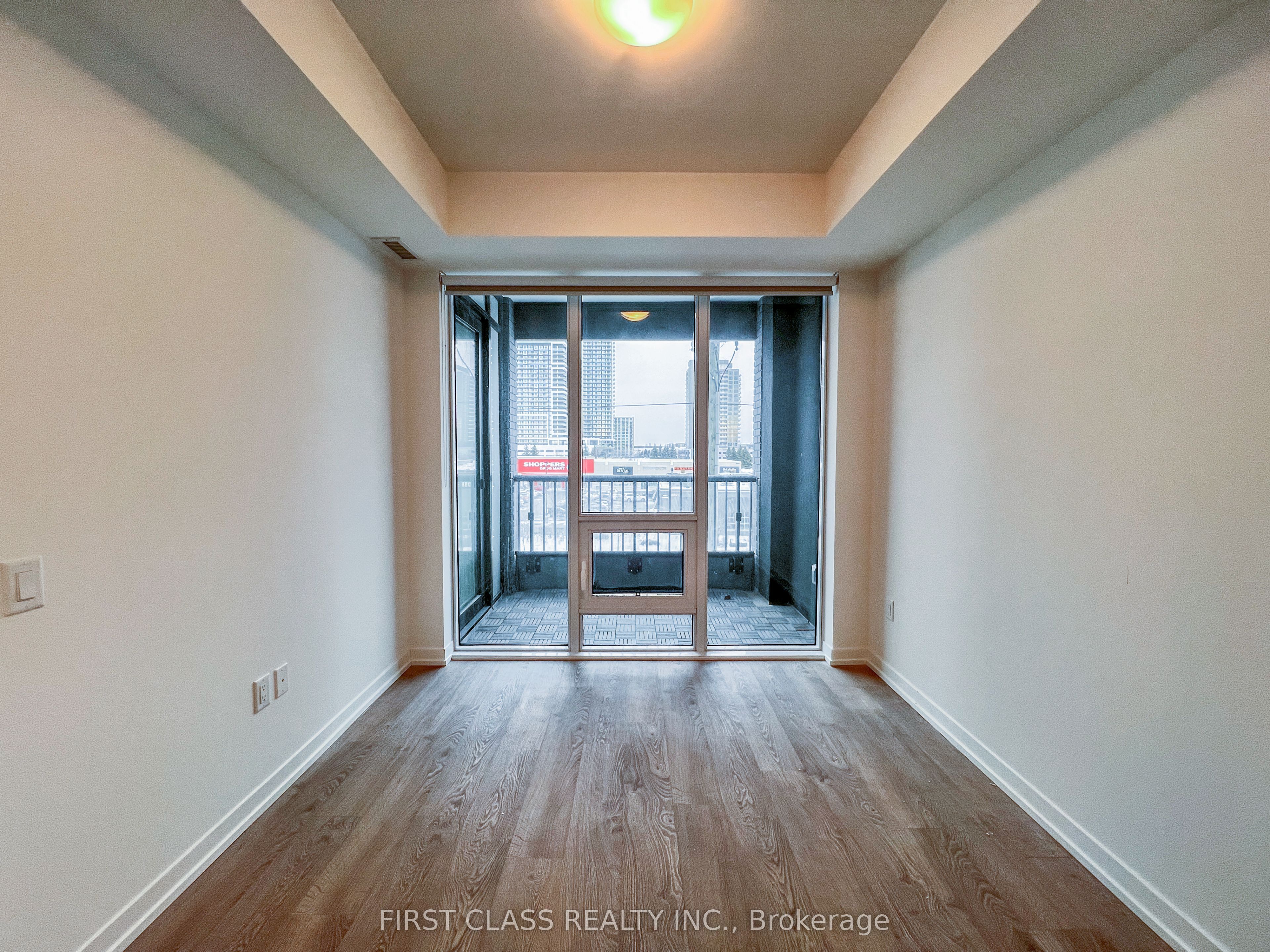 #318 - 8868 Yonge Street Property Photo 15