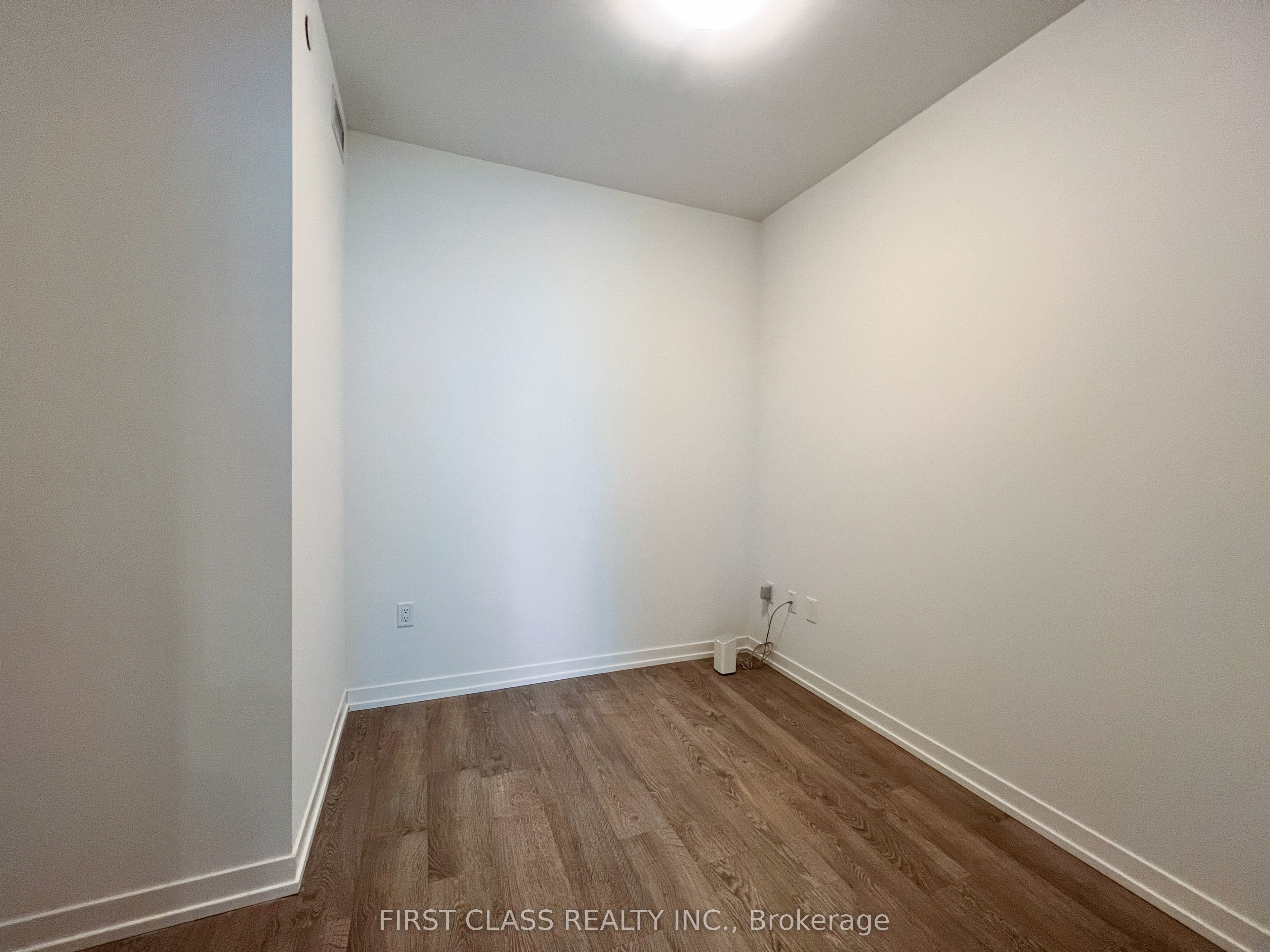 #318 - 8868 Yonge Street Property Photo 19