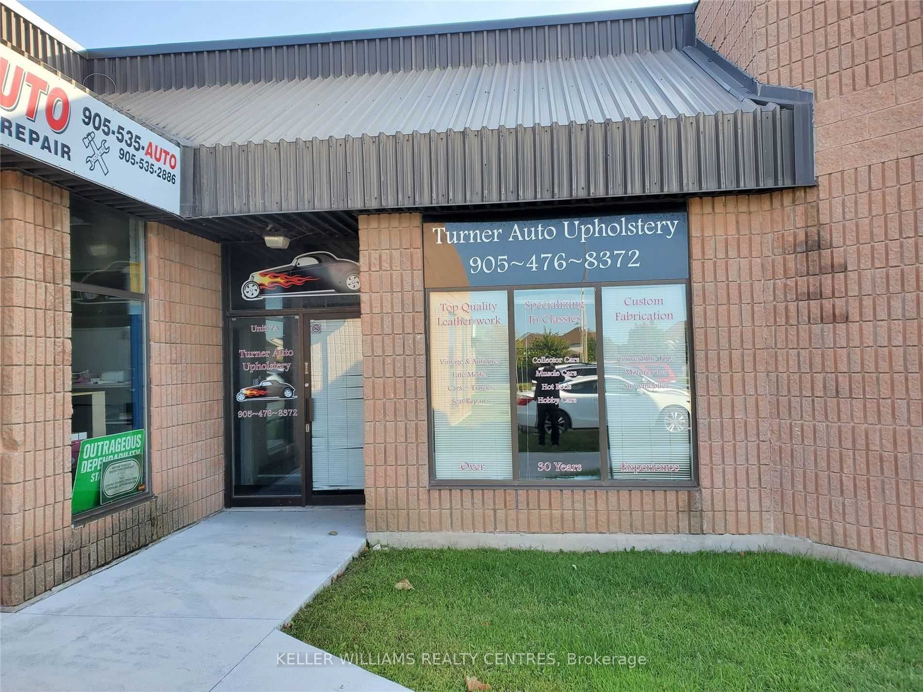 #7a - 24707 Woodbine Avenue Property Photo 3