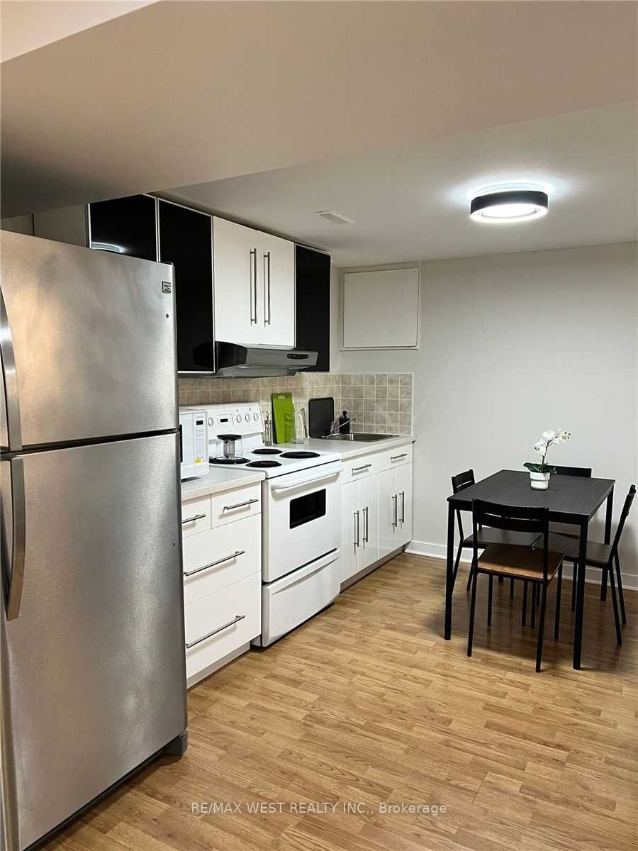 #lower - 23 Gray Crescent Property Photo 3