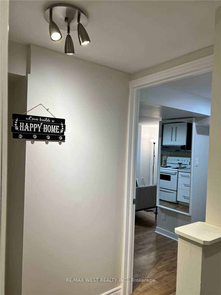 #lower - 23 Gray Crescent Property Photo 7