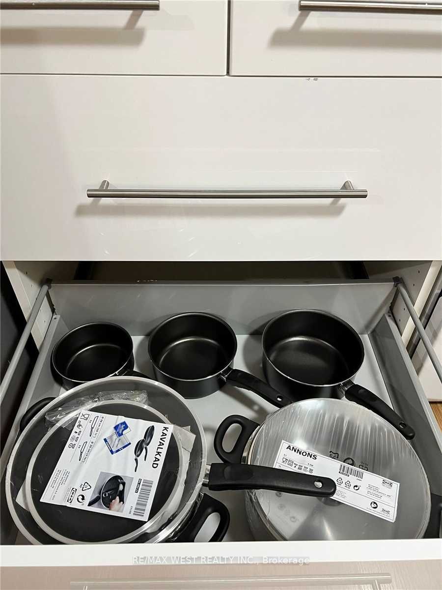 #lower - 23 Gray Crescent Property Photo 16
