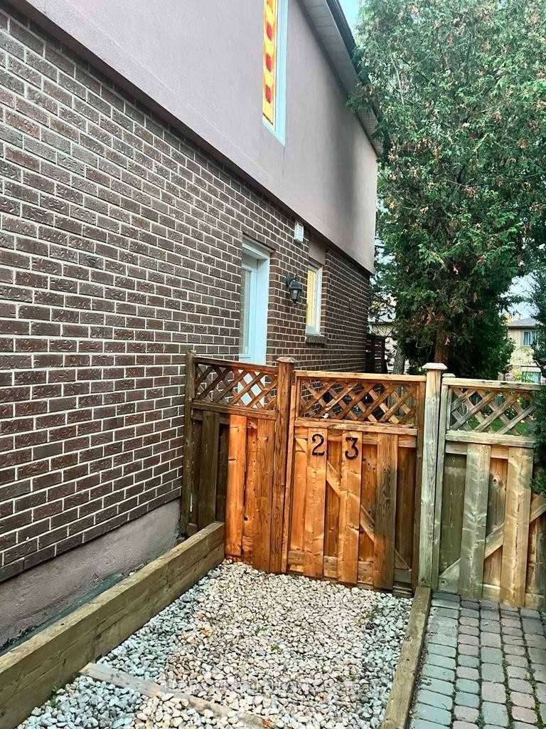 #lower - 23 Gray Crescent Property Photo 28