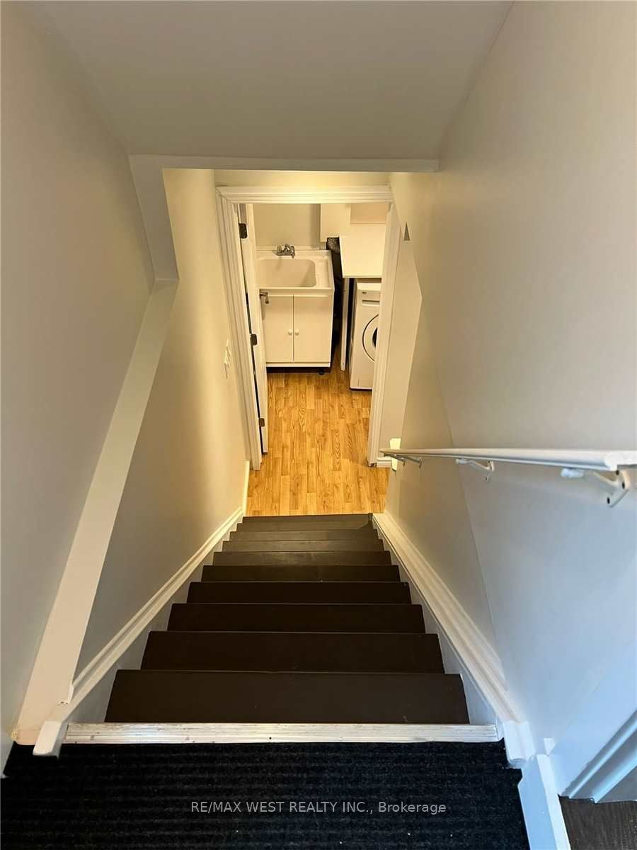 #lower - 23 Gray Crescent Property Photo 29