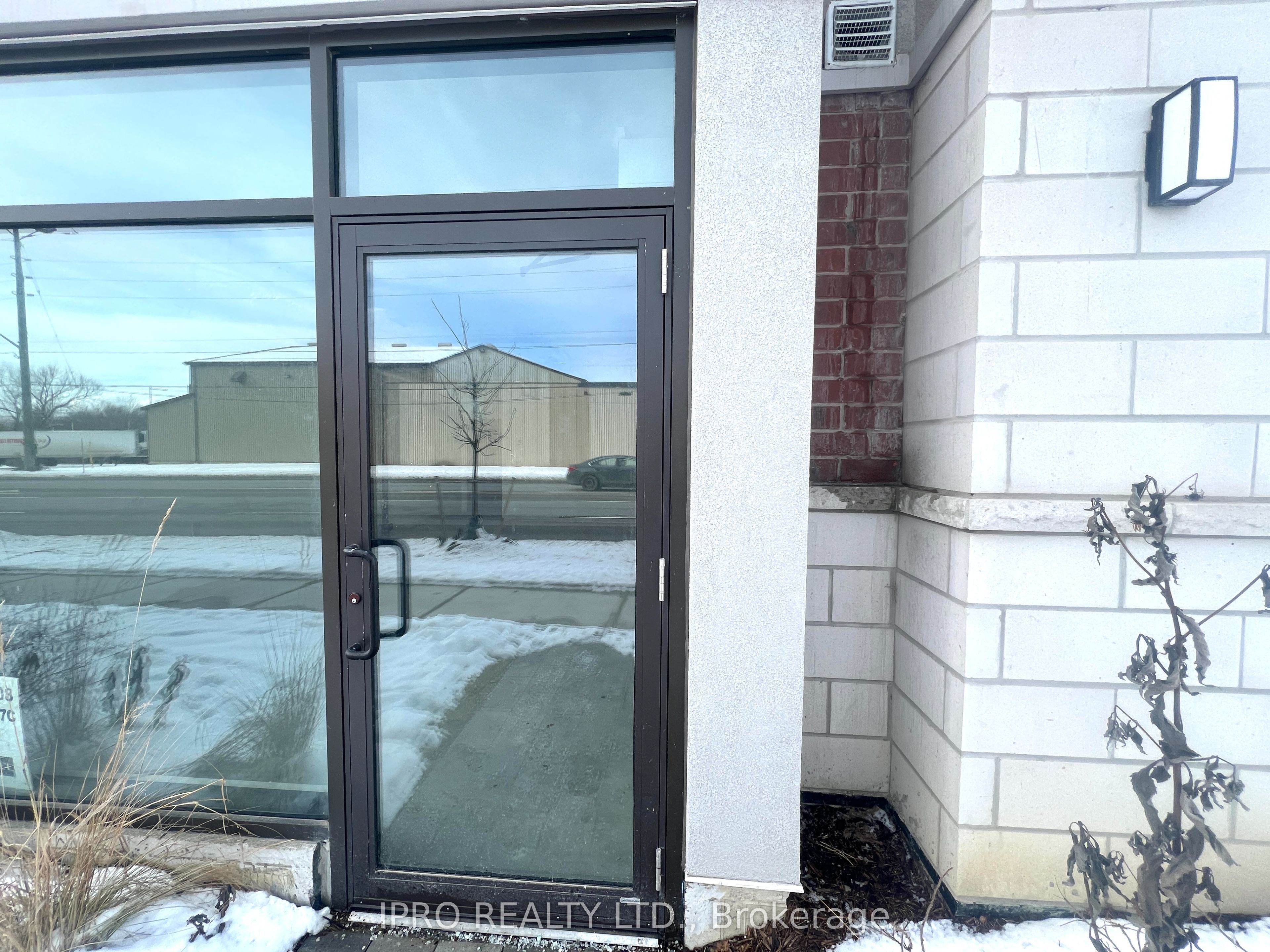 #8 - 220 Dissette Street Property Photo 4