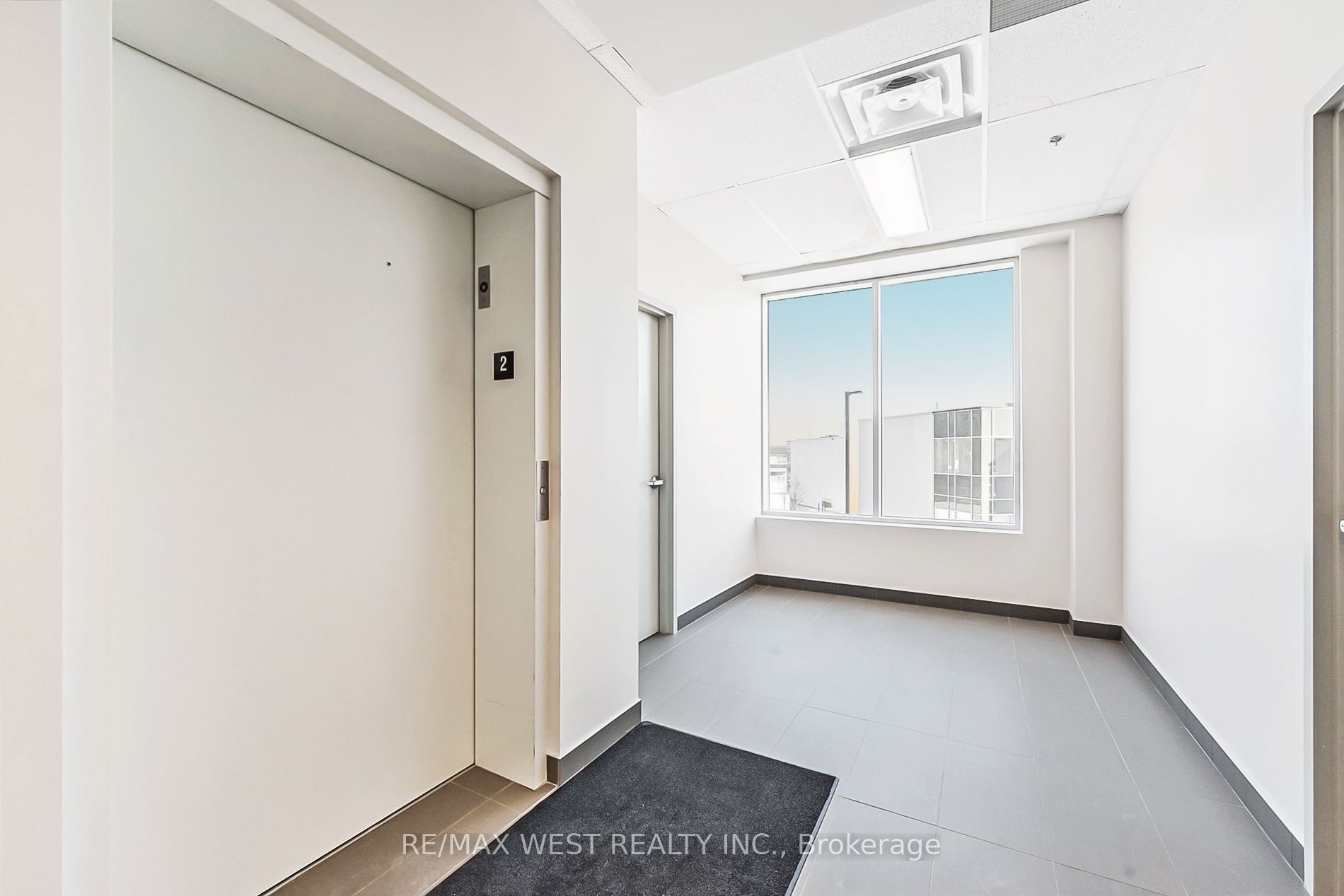 #215 - 20 Great Gulf Drive Property Photo 6