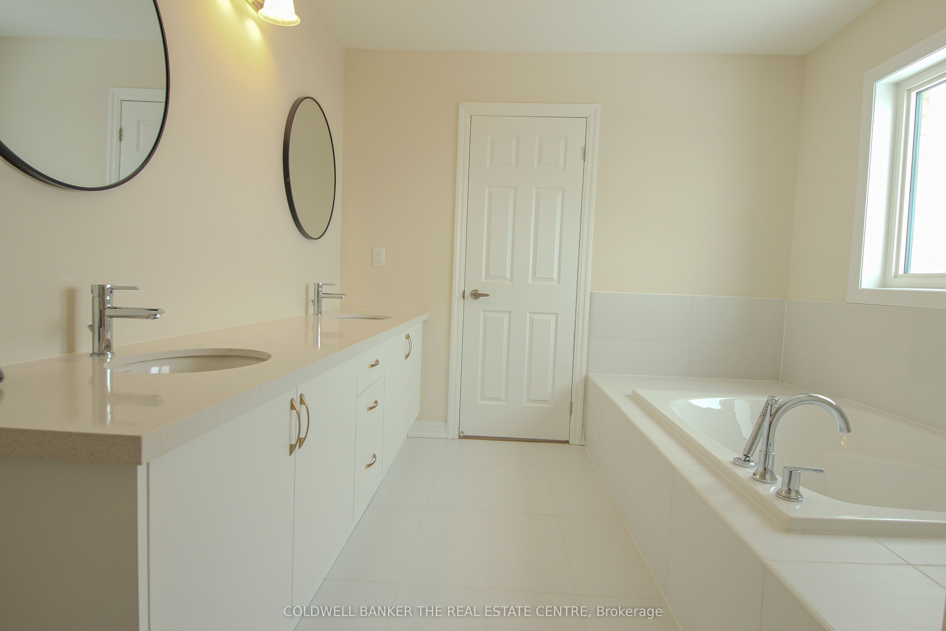 #main - 12 Stennett Drive Property Photo 12
