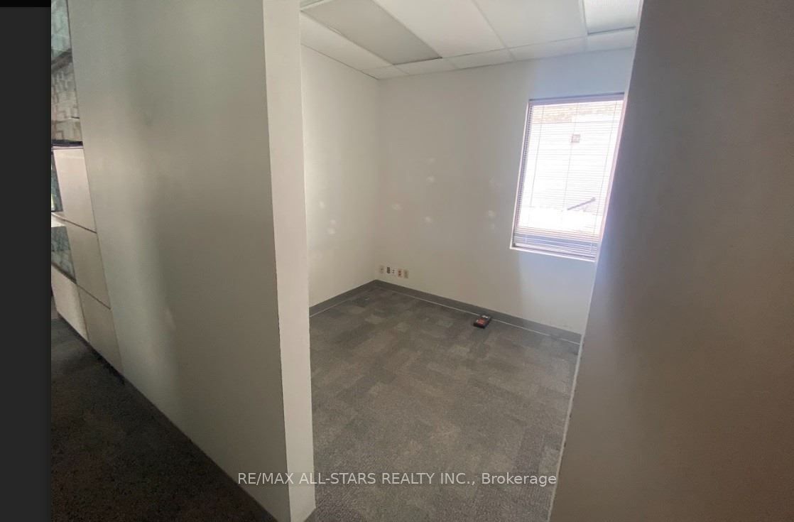 10 Cameron Street Property Photo 13
