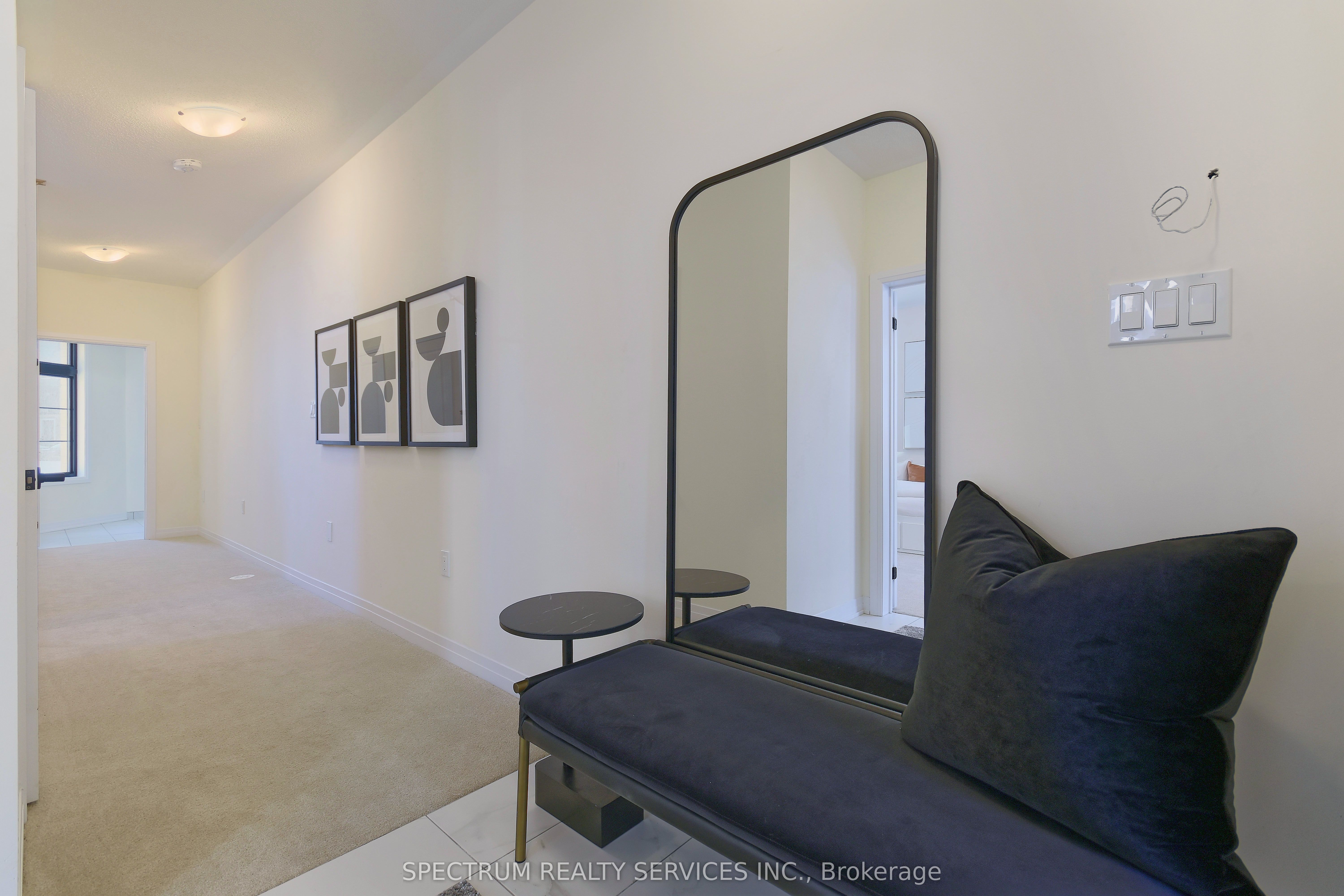 155 De La Roche Drive Property Photo 6