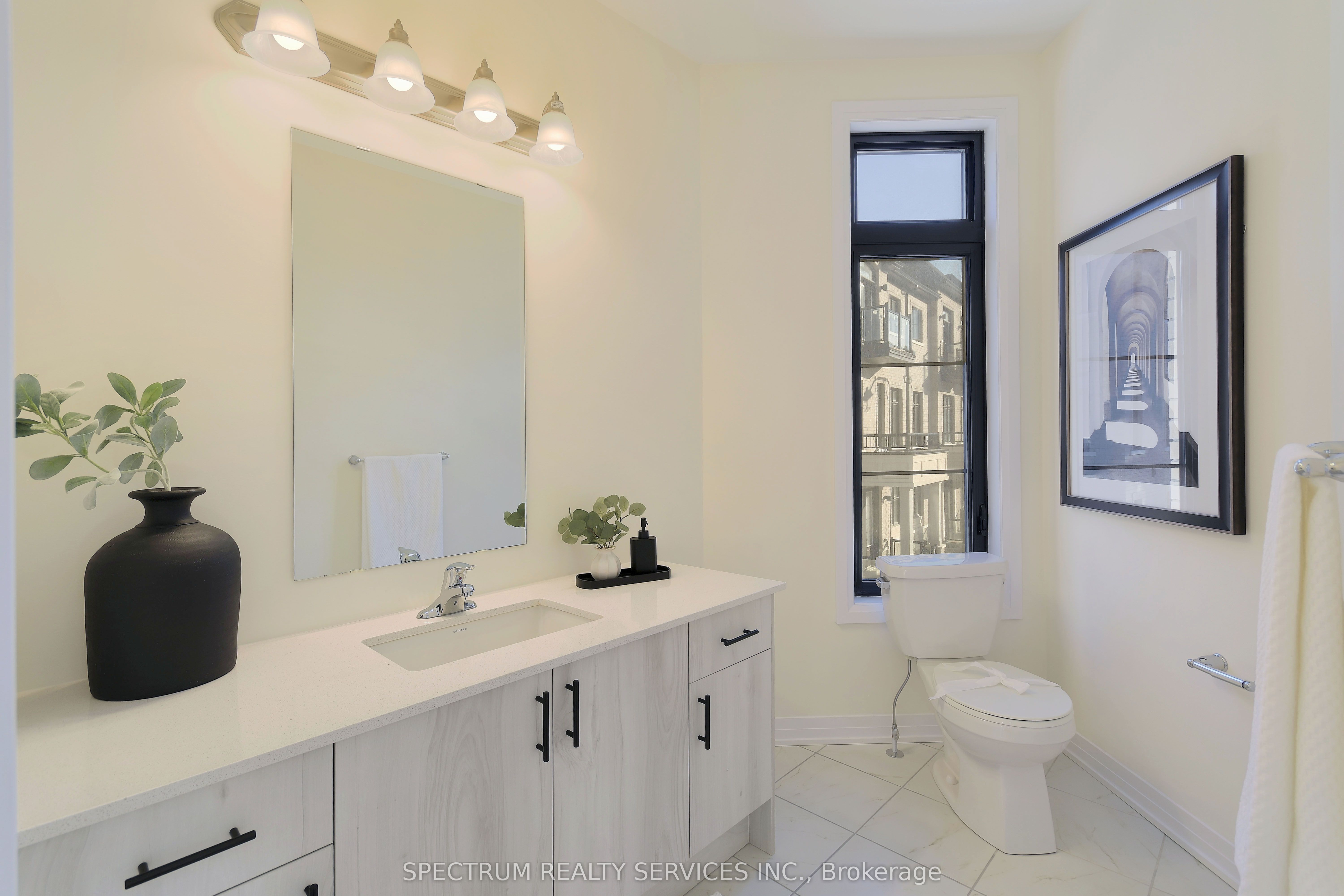 155 De La Roche Drive Property Photo 24