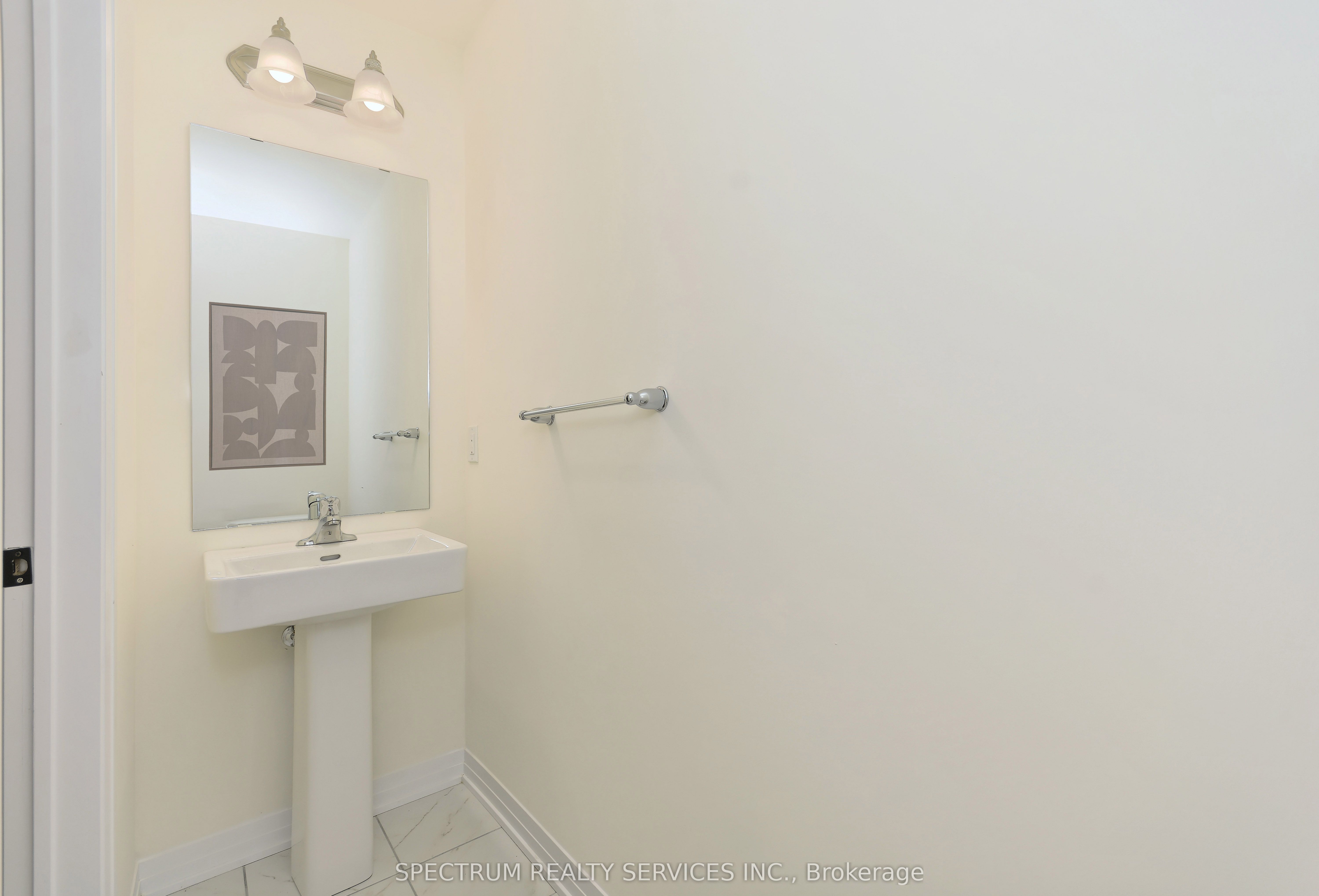 155 De La Roche Drive Property Photo 27