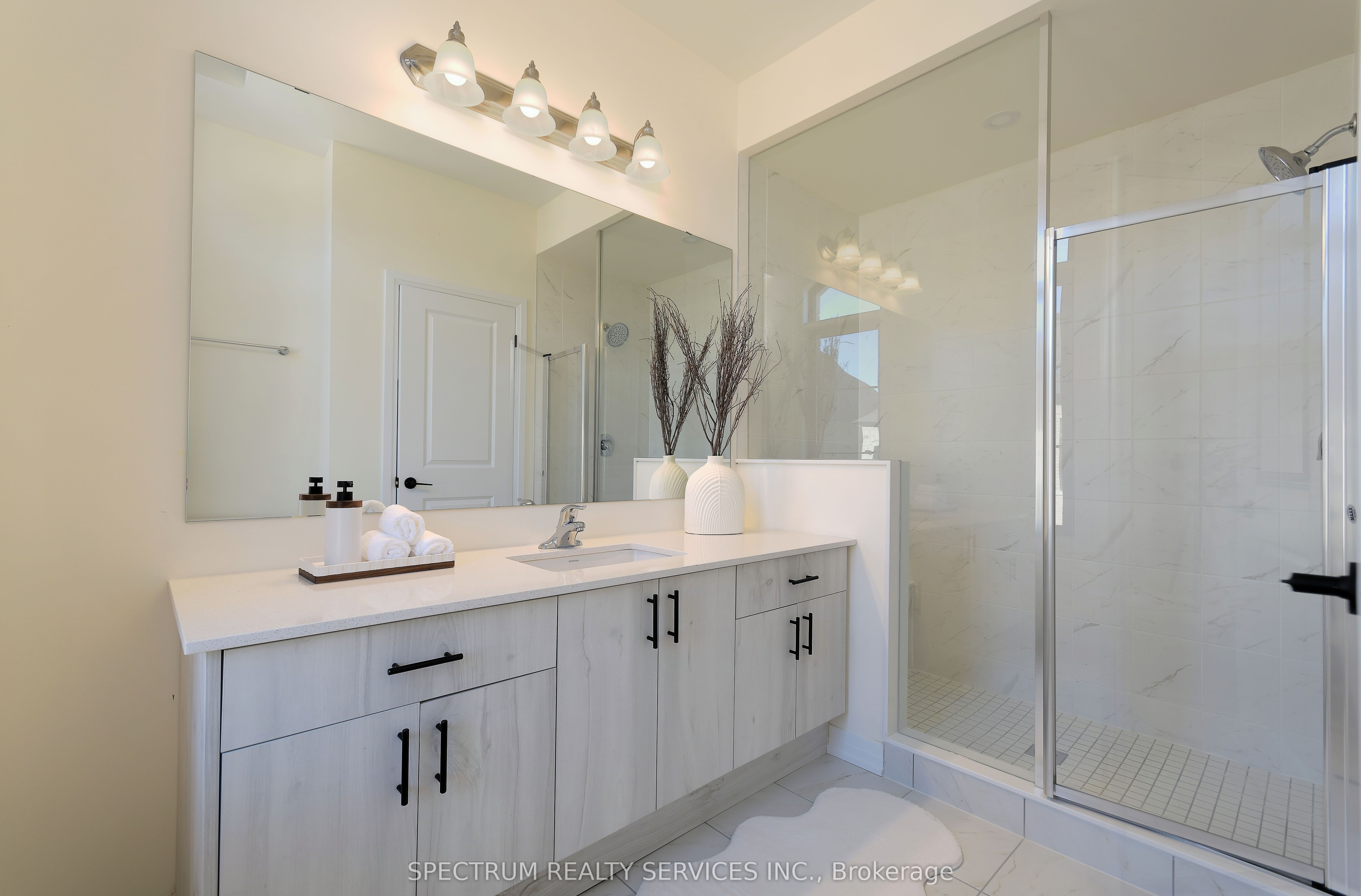 155 De La Roche Drive Property Photo 33