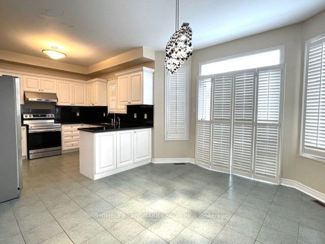187 Silver Linden Drive Property Photo 6