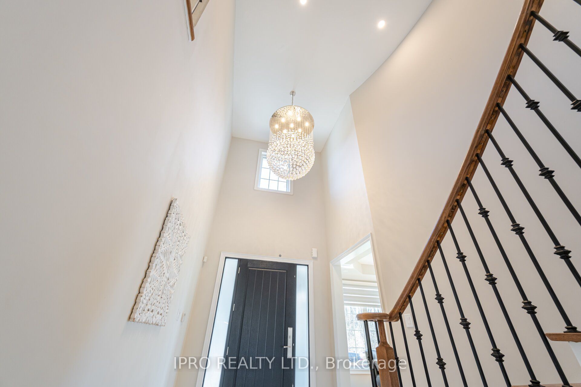 426 Maria Antonia Road Property Photo 6