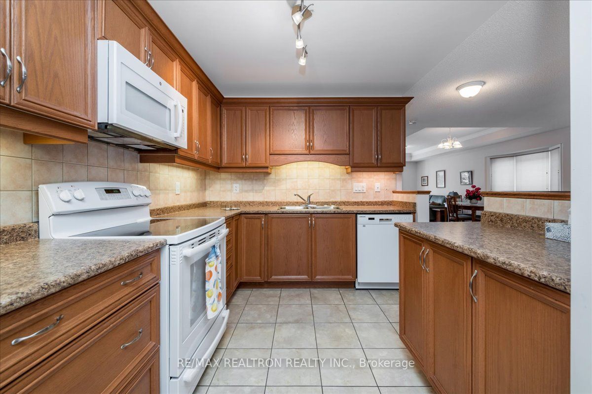 15 Via Vistana Road Property Photo 6