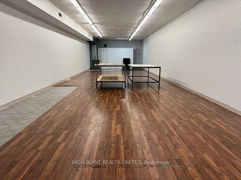 638 Major Mackenzie Drive Property Photo 2