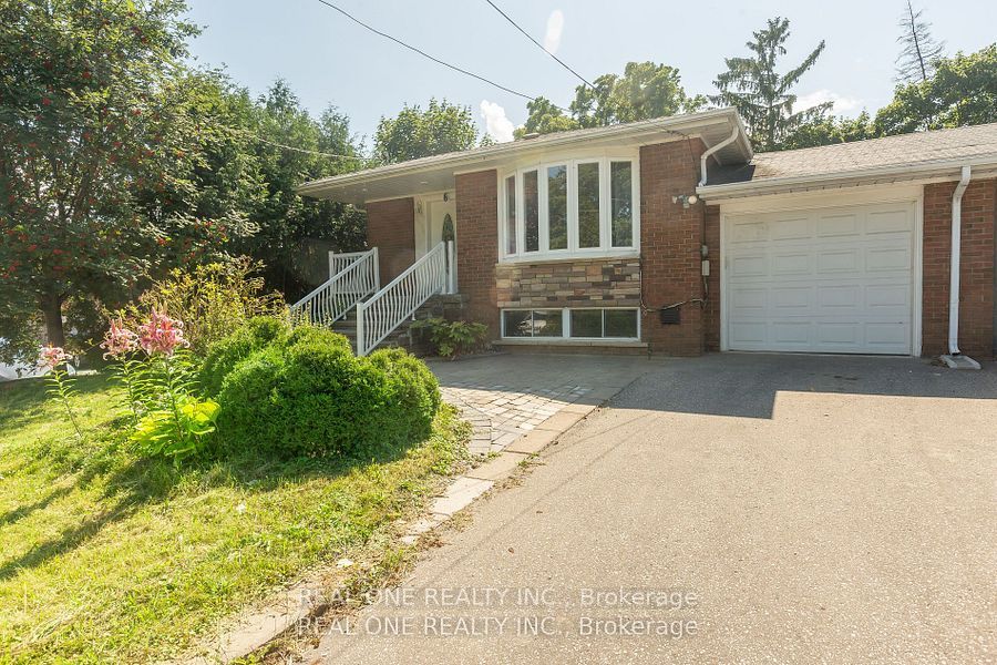 6 Albert Street Property Photo 1